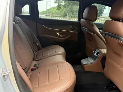Mercedes-Benz E-Class 2023, 70000 км, за 32077.07 USD - фото 9