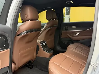 Mercedes-Benz E-Class 2023, 70000 км, за 32077.07 USD - фото 17