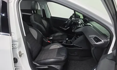 Peugeot 2008 2017, 109319 км, за 4529.34 USD - фото 26