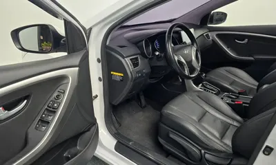 Hyundai i30 2014, 94809 км, за 4985.55 USD - фото 11