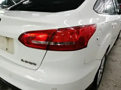 Ford Focus 2017, 76200 км, за 3075.28 USD - фото 8