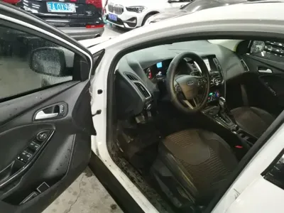 Ford Focus 2017, 76200 км, за 3075.28 USD - фото 16