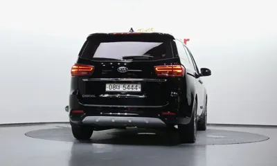 Kia Canival 2019, 154542 км, за 8923.86 USD
