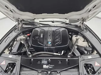 BMW 5-Series 2013, 100275 км, за 8262.83 USD