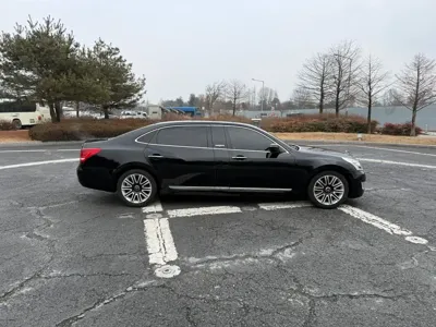 Hyundai Equus 2015, 321809 км, за 4823.26 USD