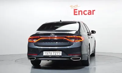 Hyundai Grandeur 2017, 215975 км, за 5814.34 USD