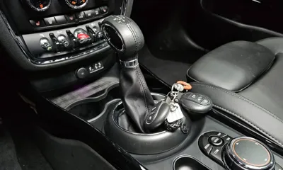 MINI Clubman 2018, 30632 км, за 11119.2 USD - фото 9