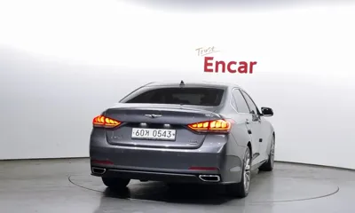 Hyundai Genesis 2016, 100289 км, за 8527.24 USD