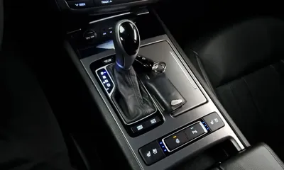 Hyundai Genesis 2016, 100289 км, за 8467.9 USD - фото 9
