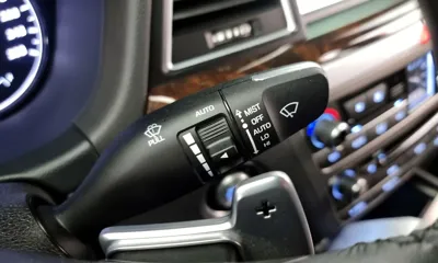 Hyundai Genesis 2016, 100289 км, за 8467.9 USD - фото 15