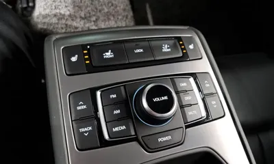 Hyundai Genesis 2016, 100289 км, за 8467.9 USD - фото 20