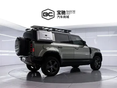 Land Rover Defender 2022, 59000 км, за 72716.78 USD