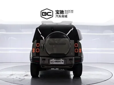 Land Rover Defender 2022, 59000 км, за 72716.78 USD