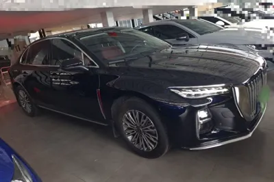 Hongqi H5 2025, 13600 км, за 18206 USD
