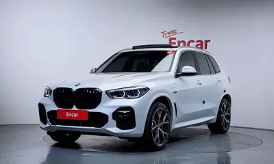 BMW X5 · 2022 год