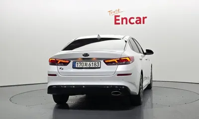 Kia K5 2019, 95204 км, за 8402.26 USD
