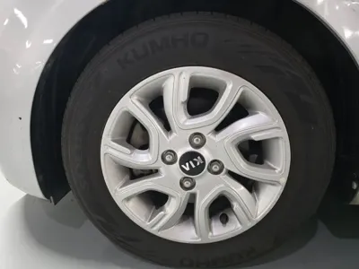Kia Morning 2017, 19700 км, за 5146.58 USD