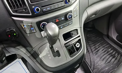 Hyundai Starex 2016, 147661 км, за 7201.85 USD - фото 9