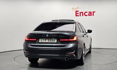 BMW 3-Series 2019, 64194 км, за 17376.94 USD