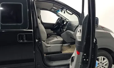Hyundai Starex 2017, 129525 км, за 6502.89 USD - фото 12