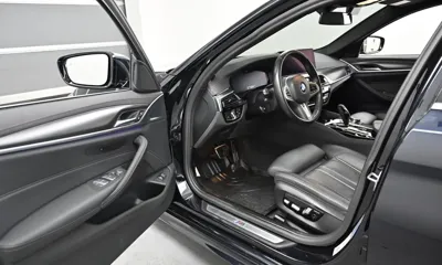 BMW 5-Series 2023, 35212 км, за 26110.54 USD - фото 11
