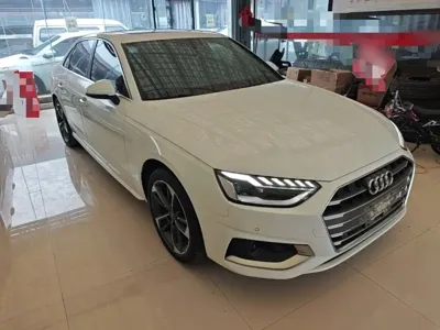 Audi A4L 2021, 37700 км, за 19157.96 USD