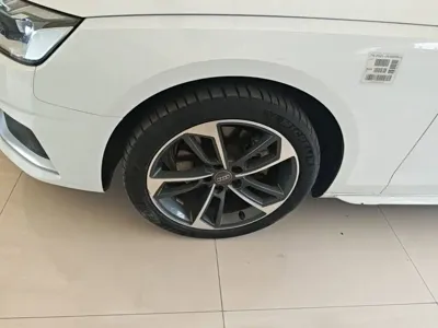 Audi A4L 2021, 37700 км, за 19212.2 USD - фото 23