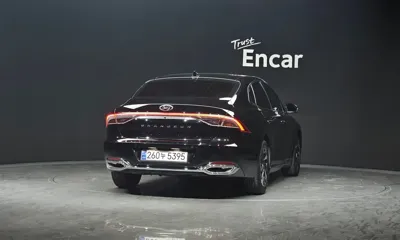 Hyundai Grandeur 2023, 57087 км, за 16783.46 USD