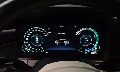 Hyundai Grandeur 2023, 57087 км, за 16783.46 USD - фото 8