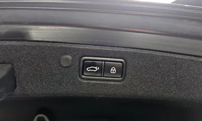 Hyundai Grandeur 2023, 57087 км, за 16783.46 USD - фото 32