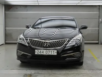 Hyundai Grandeur 2016, 146445 км, за 4360.75 USD