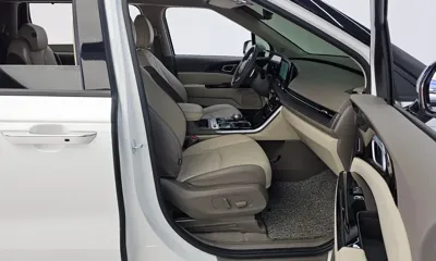 Kia Canival 2023, 25820 км, за 27961.42 USD - фото 11