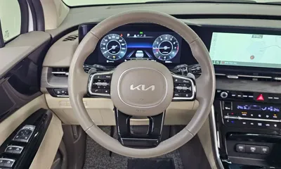 Kia Canival 2023, 25820 км, за 27961.42 USD - фото 13