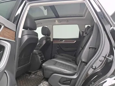 Hongqi Hongqi HS7 2021, 105000 км, за 11708.78 USD - фото 11