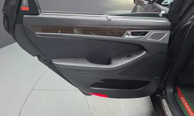 Genesis G80 2018, 106612 км, за 13121.96 USD - фото 25