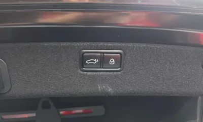 Genesis G80 2018, 106612 км, за 13121.96 USD - фото 33
