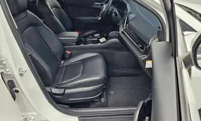 Kia Sportage 2024, 88988 км, за 16113.39 USD - фото 10