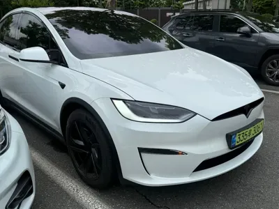 Tesla Model X 2026, 367 км, за 102571.46 USD
