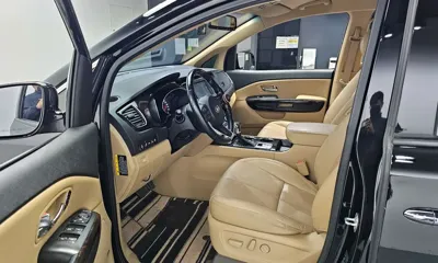 Kia Canival 2019, 123120 км, за 10589.32 USD - фото 10