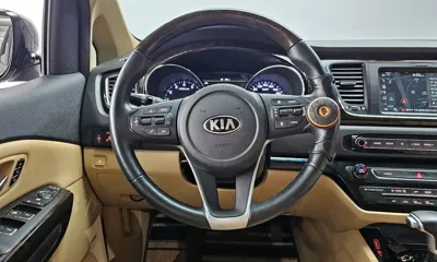 Kia Canival 2019, 123120 км, за 10589.32 USD - фото 13