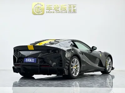 Ferrari 812 2023, 600 км, за 2916923.36 USD