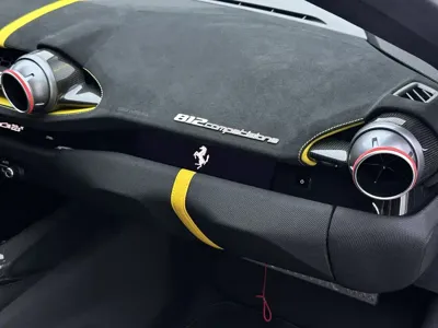 Ferrari 812 2023, 600 км, за 2916923.36 USD - фото 36