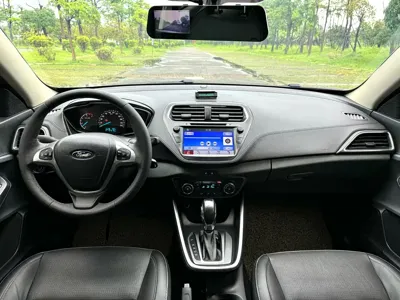 Ford Escort 2017, 120000 км, за 3345.22 USD