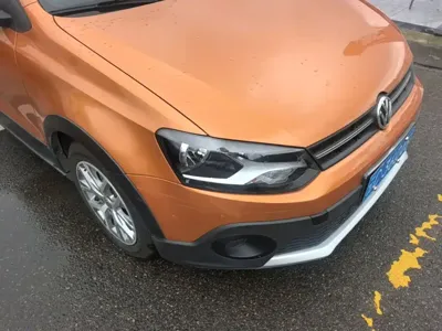 Volkswagen Polo 2014, 66000 км, за 3751.12 USD