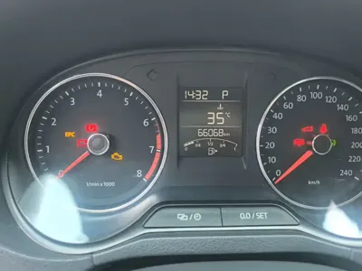 Volkswagen Polo 2014, 66000 км, за 3751.12 USD - фото 12