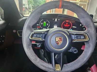 Porsche Taycan 2025, 25200 км, за 109003.25 USD - фото 6