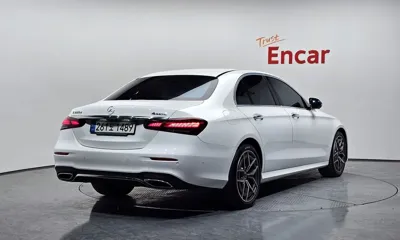 Mercedes-Benz E-Class 2022, 29281 км, за 30459.2 USD