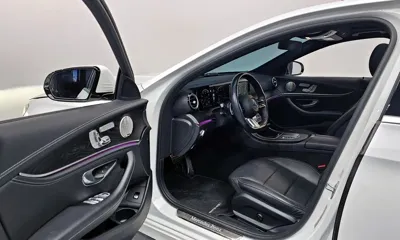 Mercedes-Benz E-Class 2022, 29281 км, за 30459.2 USD - фото 11