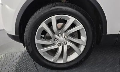 Land Rover Discovery 2018, 120196 км, за 16501.67 USD
