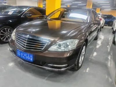 Mercedes-Benz S-Class · 2011 год